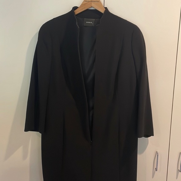 Akris long sleeve black zip front dress. Size 14. - Picture 3 of 6